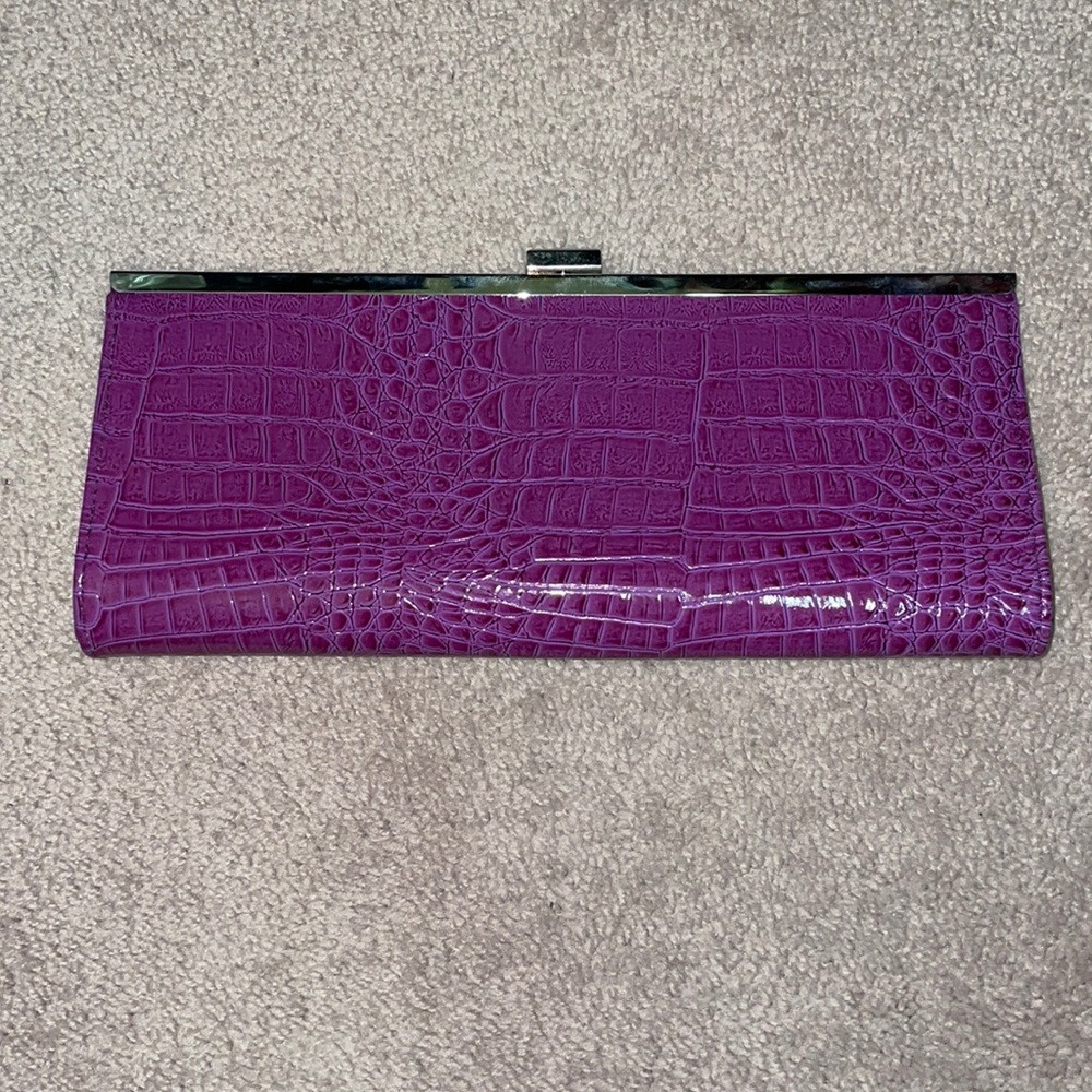 Purple Reptile Clutch